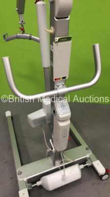 1 x Liko Viking M Electric Patient Hoist with Battery (No Power) and 1 x GE CDA19 Monitor, 1 x GE Tram-Rac 4A with Capnostat Module and 1 x GE Solar 8000i Unit - 4