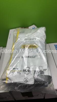 4 x Boxes of 3 (12 Bands In Total) Zoll LifeBands Ref 8700-0706-01 **Stock Photo Used)** - 6