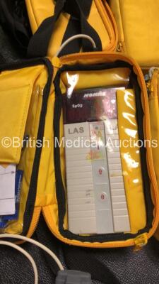 20 x Nonin 8500 Pulse Oximeters in Cases - 3