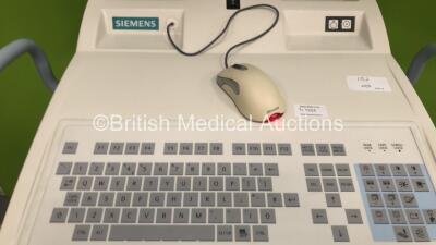 Siemens Arcadis Orbic 3D Mobile C-Arm Model No 10143407 *S/N 22173* **Mfd 2009** with Dual Flat Screen Image Intensifier, Exposure Hand Switch, Key and Footswitch (Powers Up and Exposure Taken) - 4