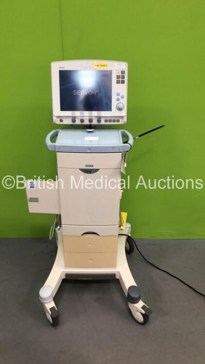 Siemens Servo-i Ventilator Model No 6487800E407E System Version v6.0 - Software Version v6.00.00 - Total Operating Hours 65228 with Hose (Powers Up)