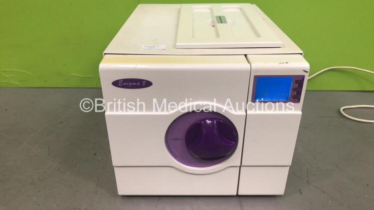 Excel Healthcare Enigma 8 Steam Sterilizer (Powers Up)