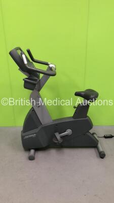 Life Fitness 95Ce Exercise Bike with 1 x Power Supply (Powers Up)