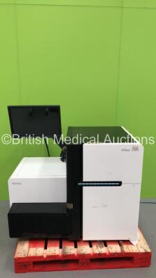 illumina HiSeq 2500 High-Throughput Sequencing System (Powers Up with Blank Screen- Missing CPU) * Mfd 2011 *)