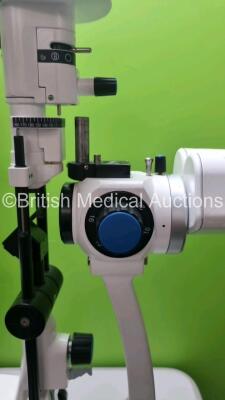 Keeler SL-40H Slit Lamp with 2 x 12.5 Eyepieces, Lens and Chin Rest on Table Top (Powers Up with Good Bulb) *SN04020023* - 9