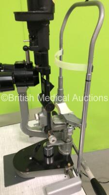 Haag-Streit Bern Slit Lamp with 2 x 10 x Eyepieces on Haag Streit Hydraulic Table (Powers Up with Good Bulb) - 5