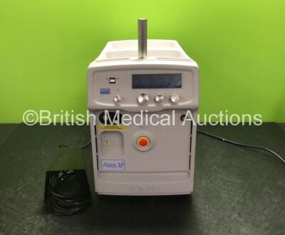 AMS Aura XP Star Pulse Laser Model AMS KTP/532 Ref 0010-8123 with Power Supply and Footswitch (Untested Due to Missing Key)