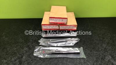 36 x Travers Forceps 5 inch (3 x Boxes of 12 - New In Box)