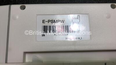 GE B30 Patient Monitor with 1 x GE E-PSMPW Module Including ECG, SpO2, NIBP, T1, T2, P1 and P2 Options and 1 x GE SM201 Battery (Powers Up with Damage to Casing - See Photos) *SN SF312526766WA / 1716586* - 3