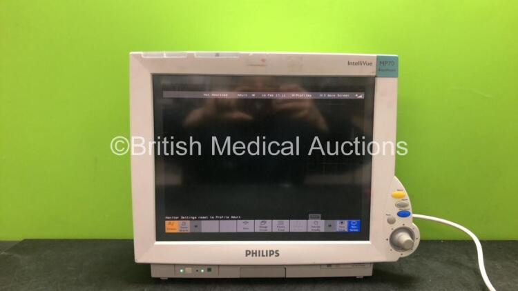 Philips IntelliVue MP70 Anesthesia Touch Screen Patient Monitor Software Revision F.01.42 (Powers Up with Scratched Screen-See Photos)