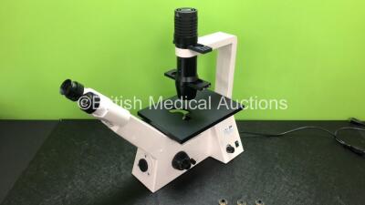 Carl Zeiss Axiovert 40 C Benchtop Microscope (No Power) with 2 x Carl Zeiss PI 10x/18 Eyepieces (1 x Missing Cover - See Photos) Including 1 x A-Plan 10x/0,25 Ph1 Optic, 1 x A-Plan 5x/0,12 Ph0 Optic and 1 x LD A-Plan 20x/0,30 Ph1 Optic - 3