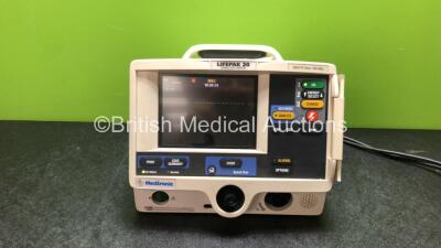 Medtronic Lifepak 20 Defibrillator / Monitor with ECG and Printer Options, (Powers Up)