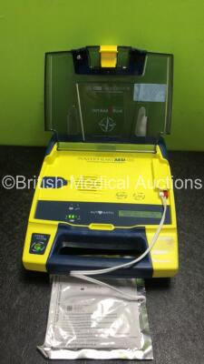 Cardiac Science Powerheart AED G3 Defibrillator with Battery (Powers Up)