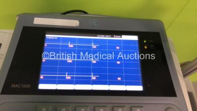 GE MAC1600 ECG Machine on Stand with 10 Lead ECG Leads (Powers Up with Some Casing Damage) *SDE09030027NA* - 4