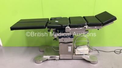 Maquet Ref.1150.20D0 Operating Table with Cushions and Power Supply (Powers Up) *00010*