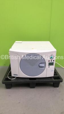 Eschmann Little Sister SES113 Autoclave (Powers Up)