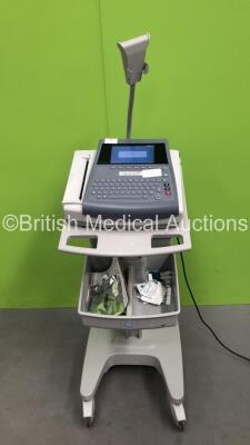 GE MAC 1600 ECG Machine Version 1.0.4 on Stand (Powers Up) * Mfd 2011 *SDE11470002NA*