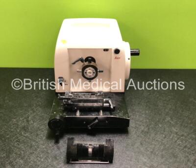 Leica RM2125RTF Rotary Manual Microtome *SN 7205/05.2002*