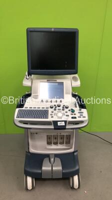 GE Logiq E9 Flat Screen Ultrasound Scanner Ref 5205000-7 *S/N 126051US2* **Mfd 03/2014** Software Version R4 Software Revision 3.0 (Powers Up - Small Scuffs - Missing Dial - Keyboard will Not Lock in Parked Position) ***IR692***