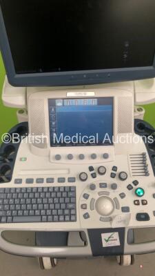 GE Logiq E9 Flat Screen Ultrasound Scanner Ref 5205000-7 *S/N 126051US2* **Mfd 03/2014** Software Version R4 Software Revision 3.0 (Powers Up - Small Scuffs - Missing Dial - Keyboard will Not Lock in Parked Position) ***IR692*** - 4