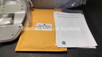 GE 1.5T HD 8CH Cardiac Array MRI Coil with New Patient Pads *Mfd - May 2020* in Box (In Excellent Condition - Like New) - 3