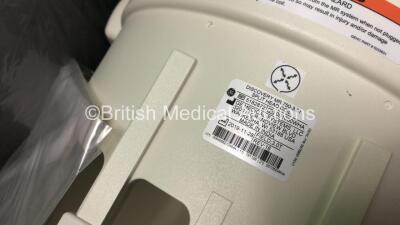 GE 3.0t MR750W Split Head MRI Coil *Mfd - 28/11/2019* in Box (In Excellent Condition - Like New) - 2