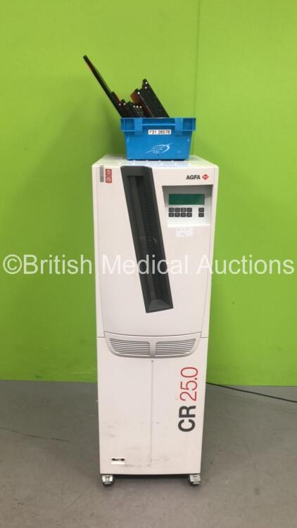 Agfa CR 25.0 CR Reader with 13 x Cassettes (Powers Up) *2010*