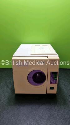 1 x MDS Model STE-8L Steam Sterilizer Unit with Printer (Powers Up)