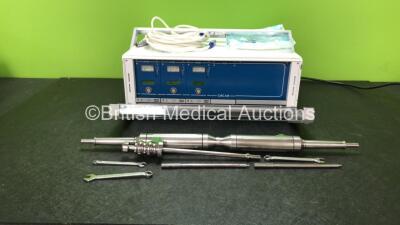 Oscar OE3000 Arthroplasty Ultrasonic System with 2 x Leads and 2 x Handpieces in Flight Case (Powers Up) *2G-403*