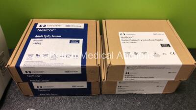 Job Lot Including 1 x Datascope Passport 2 Patient Monitor (Powers Up with Slight Damage to Casing - See Photos) 1 x Welch Allyn Spot Vital Signs Monitor (Untested Due to No Power Supply) and Various Patient Monitoring Accessories - 8