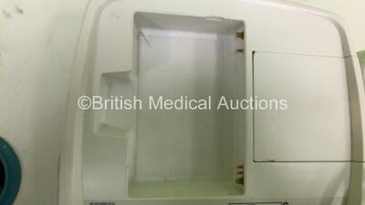 Verathon BladderScan BVI 9400 Bladder Scanner (No Power, Damage to Wiring and Casing on Probe See-Photo)*SN B4109559* - 4