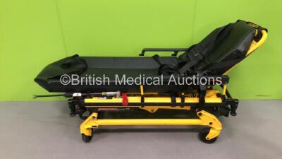 Stryker Power Pro TL Electric Ambulance Stretcher with 1 x Battery (Powers Up) *S/N 090940536*