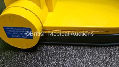 4 x Laerdal LSU Suction Units (All Power Up with Some Casing Damage - See Photos) - 2