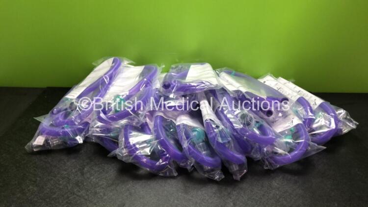 3 x Boxes of 40 Armstrong Medical Ventilator Circuits (20 in Photo, 120 in Lot)