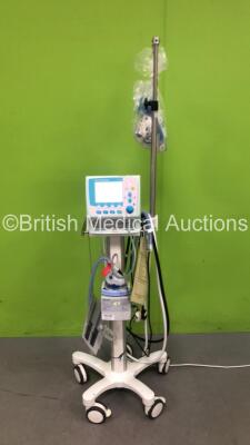 Acutronic Medical Systems Fabian Therapy Ventilator *Mfd - 2016* Software Revision - 5.2.1 on Stand with Hose and Fisher&Paykel MR850AEK Humidifier (Powers Up) *S/N AT-01114*