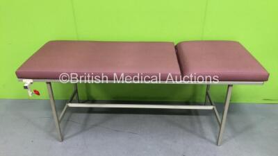 1 x Hydraulic Patient Couch *Hydraulics Tested and Working* 1 x Static Patient Couch - 2