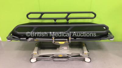 Anetic Aid QA3 Patient Trolley *Hydraulics Tested and Working*