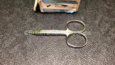 2 x Boxes of 12 Nail Cuticle Scissors 3.5 Inch (24 in Total) *Excellent Condition - Like New* - 2