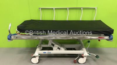 Beaver Hydraulic Patient Trolley (Hydraulics Tested and Working)