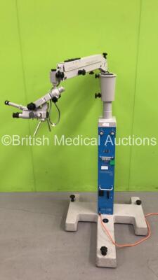 Zeiss OPMI 1-FC Surgical Microscope with 2 x 12,5x Eyepieces and Zeiss f250 T* Lens on Zeiss Universal S2 Stand (Powers Up - Incomplete - See Pictures)