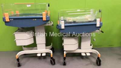 2 x Drager Babytherm 8000 Infant Incubators (Both Power Up with 1 x Alarm)