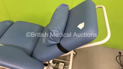 Plinth 2000 Electric Patient Couch with Controller (Powers Up with 1 Missing Arm Rest and Torn Cushion-See Photos) *SN 93DYESL18170007A* - 3