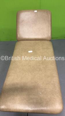 Huntleigh Hydraulic Patient Couch (Tested Working) - 2