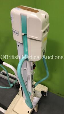 1 x Liko Uno 102 Patient Hoist with Controller and 1 x Arjo Maxi Move Patient Hoist - 4