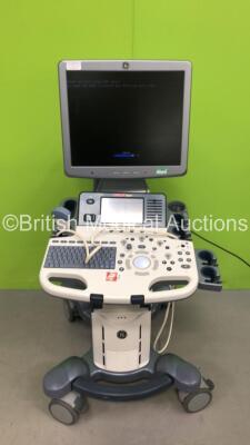 GE Logiq S7 Expert Ref 5497442 Flat Screen Ultrasound Scanner *Mfd 02/2015* with 1 x GE AB2-7-D Ref H48651MW Transducer / Probe *Mfd 10-2015* (Powers Up with Missing Button/Dials-See Photos) *SN 285089SU9* **HDD Removed by Vendor**