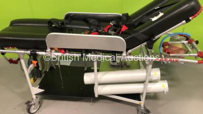 Ferno CCT SIX Patient Trolley with Mattress and Straps and LSU 20g Bracket *SN CCT1094* - 5