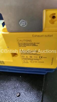 4 x Laerdal LSU Suction Units with 4 x Cups All with Missing Lids (All Power Up) *SN 78390788827 / 78100668688 / 78161071923 / 78161071929* - 6