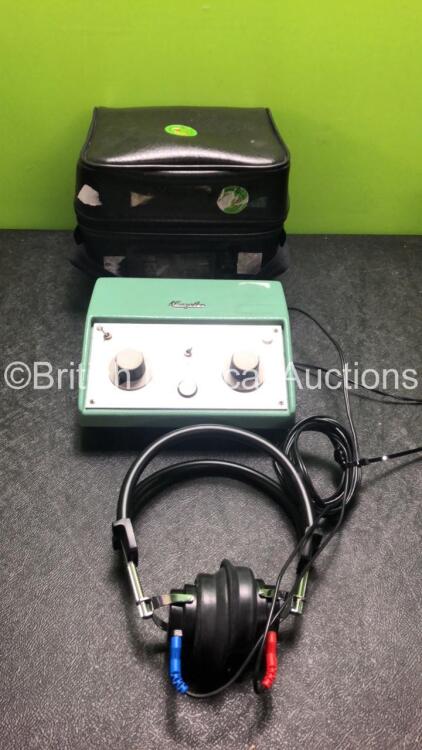 Kamplex AS7 Screening Audiometer with 1 x AC Power Supply and 1 x Headphones in Carry Bag (Powers Up)