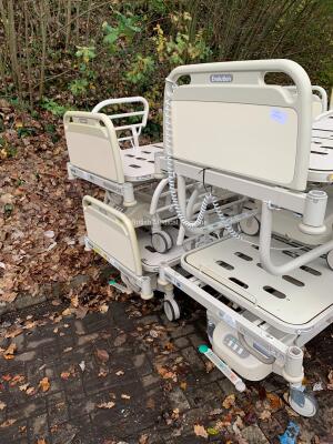 4 x Hill Rom Evolution Electric Hospital Beds with 3 x Head and 4 x Foot Boards - 3