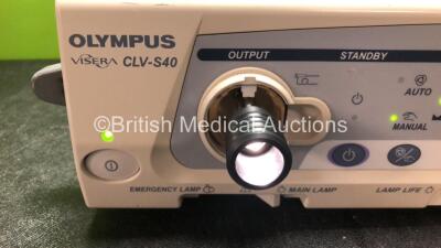 Olympus Visera CLV-S40 Xenon Light Source (Powers Up with Missing Cover / Cap-See Photo) - 2